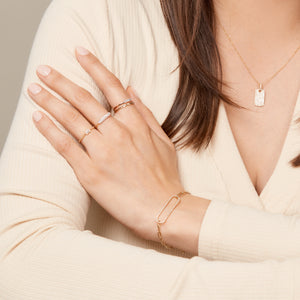 Model with ring and bracelet set